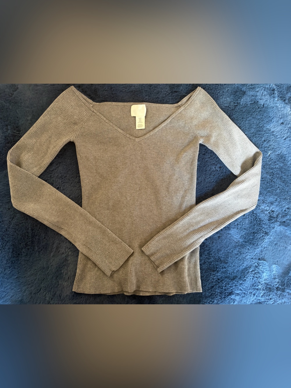 H&M Ribbed V-Neck Sweater in Taupe Gray